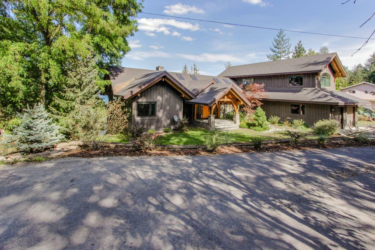 Bottle Bay Lakefront Lodge Sandpoint Exterior photo